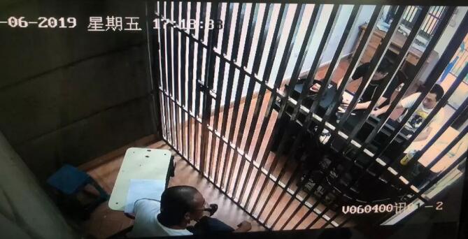 小區(qū)業(yè)主電表計(jì)量失常 偷電已被刑事拘留