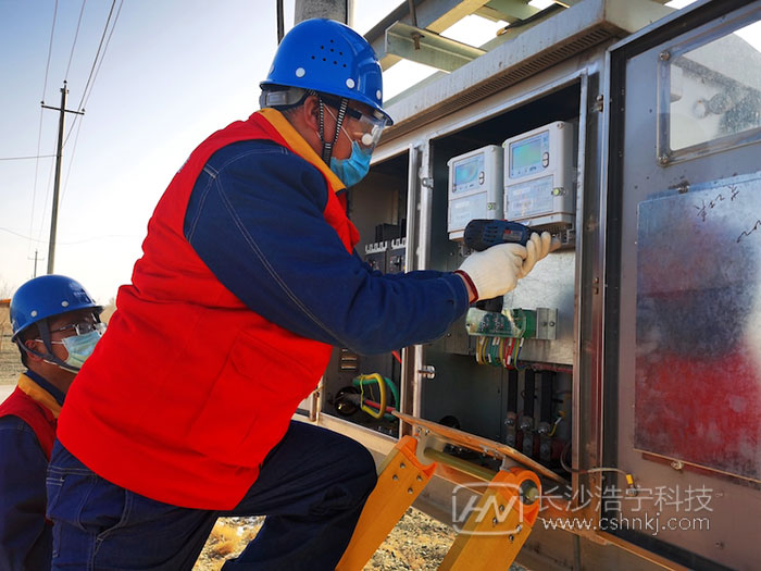 新疆過6成用戶用上智能電表 實(shí)現(xiàn)足不出戶繳費(fèi)